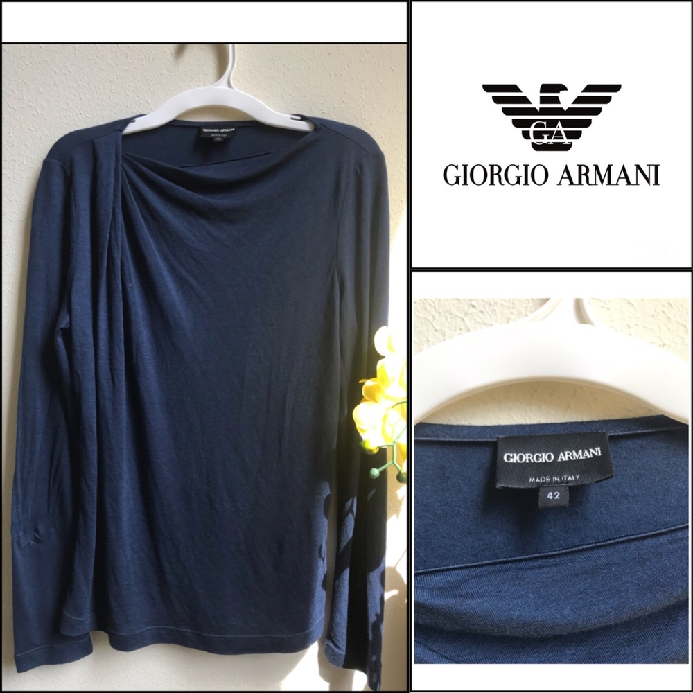 Giorgio Armani Tee Size 42 (US M)